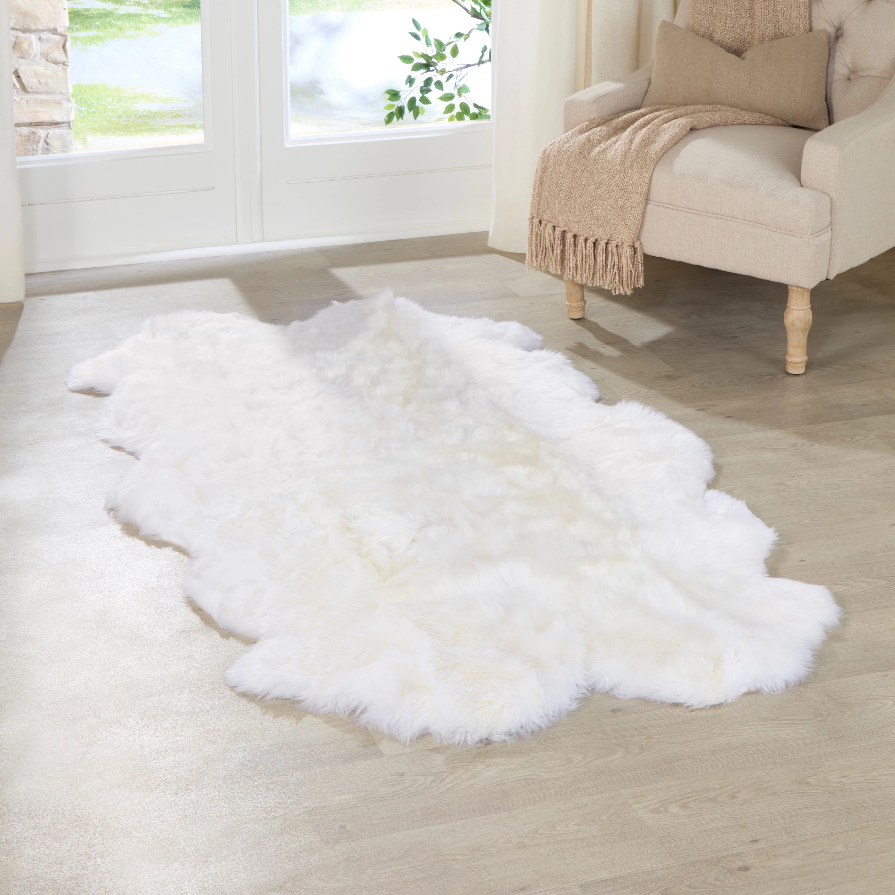 Quad Natural White Sheepskin Rug